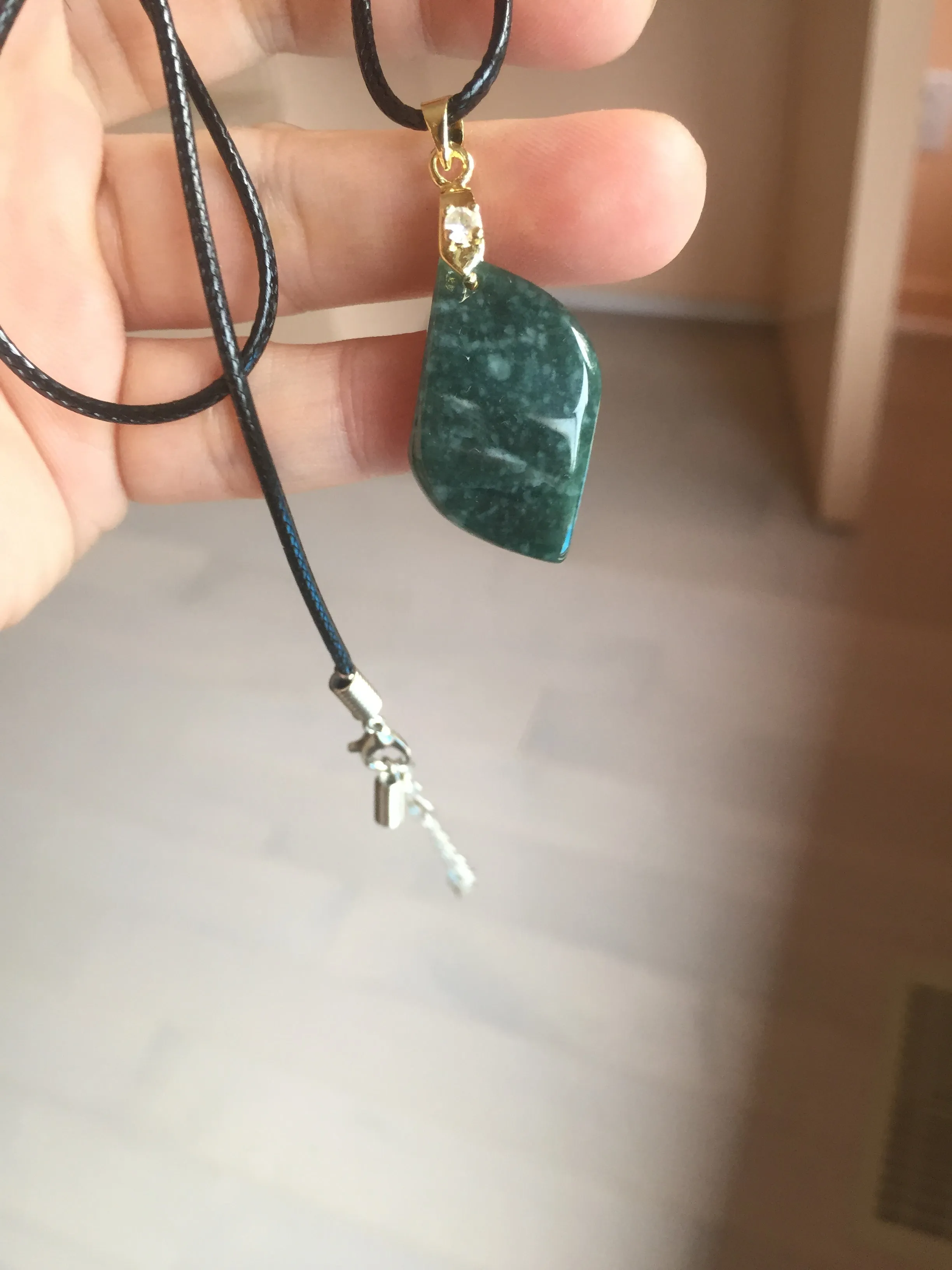 100% natural type A Guatemala jadeite jade icy watery green black gray with flying snow Willow leaf pendant group BP64