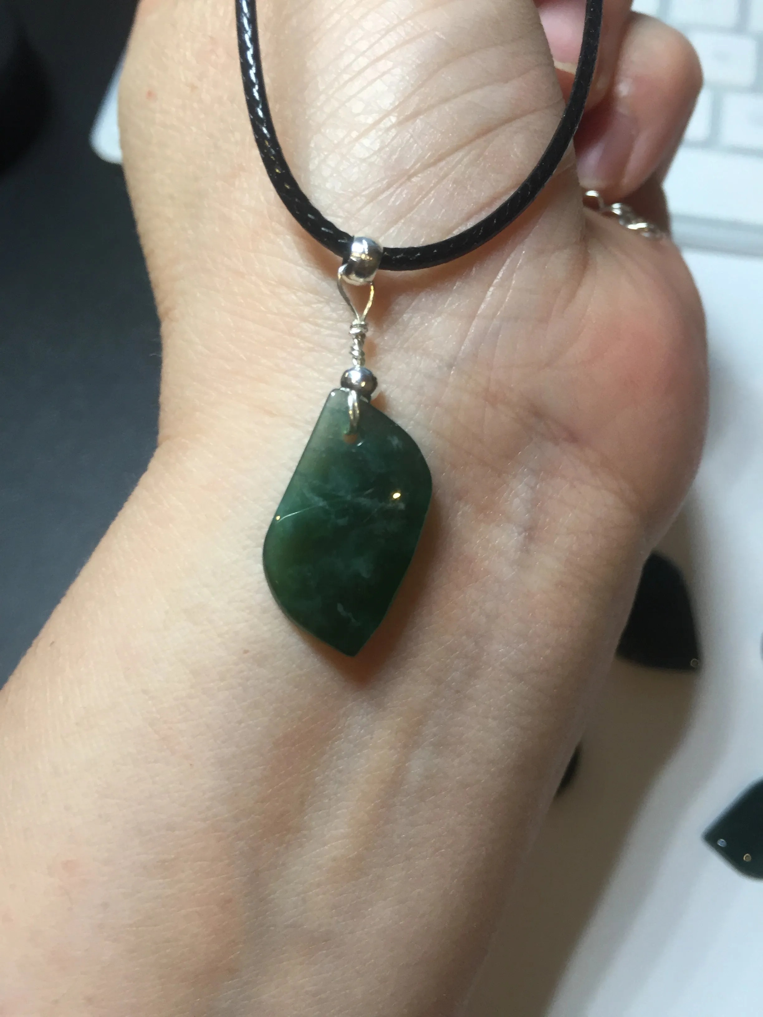 100% natural type A Guatemala jadeite jade icy watery green black gray with flying snow Willow leaf pendant group BP64