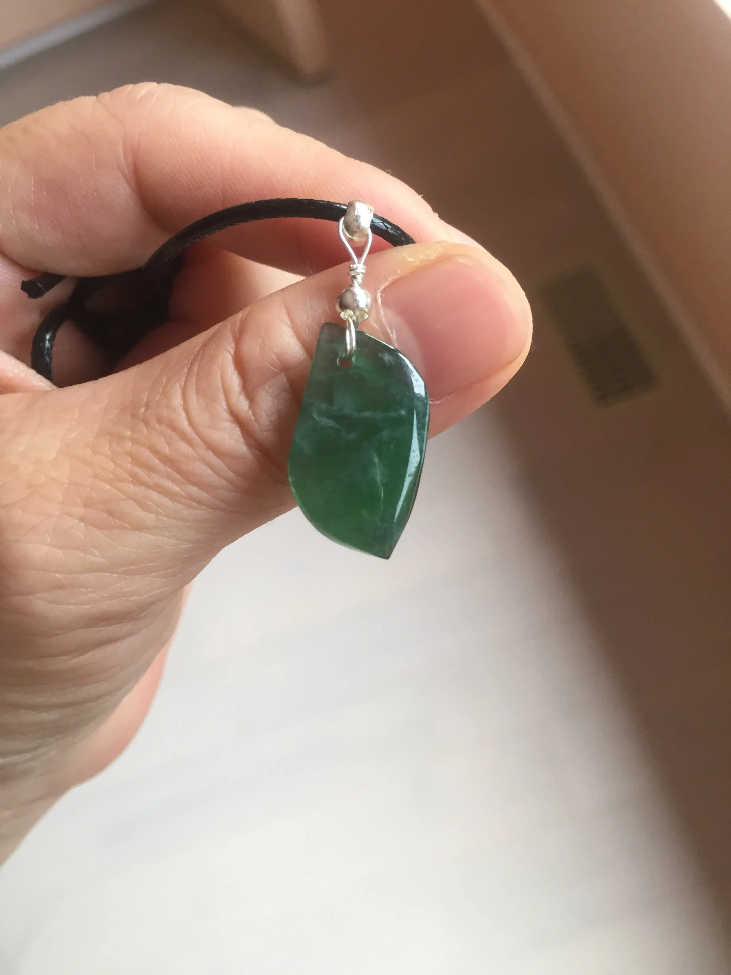 100% natural type A Guatemala jadeite jade icy watery green black gray with flying snow Willow leaf pendant group BP64
