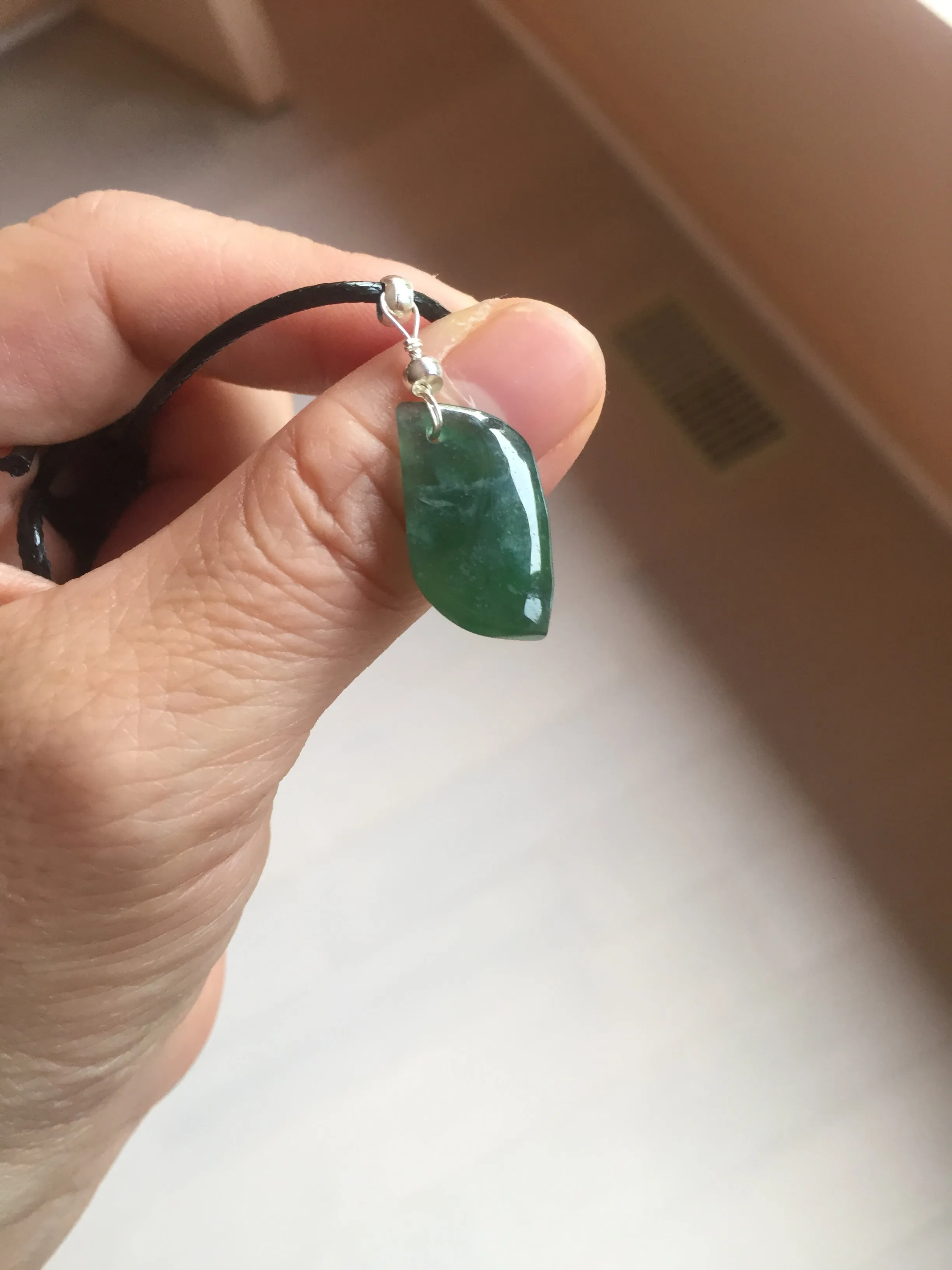 100% natural type A Guatemala jadeite jade icy watery green black gray with flying snow Willow leaf pendant group BP64