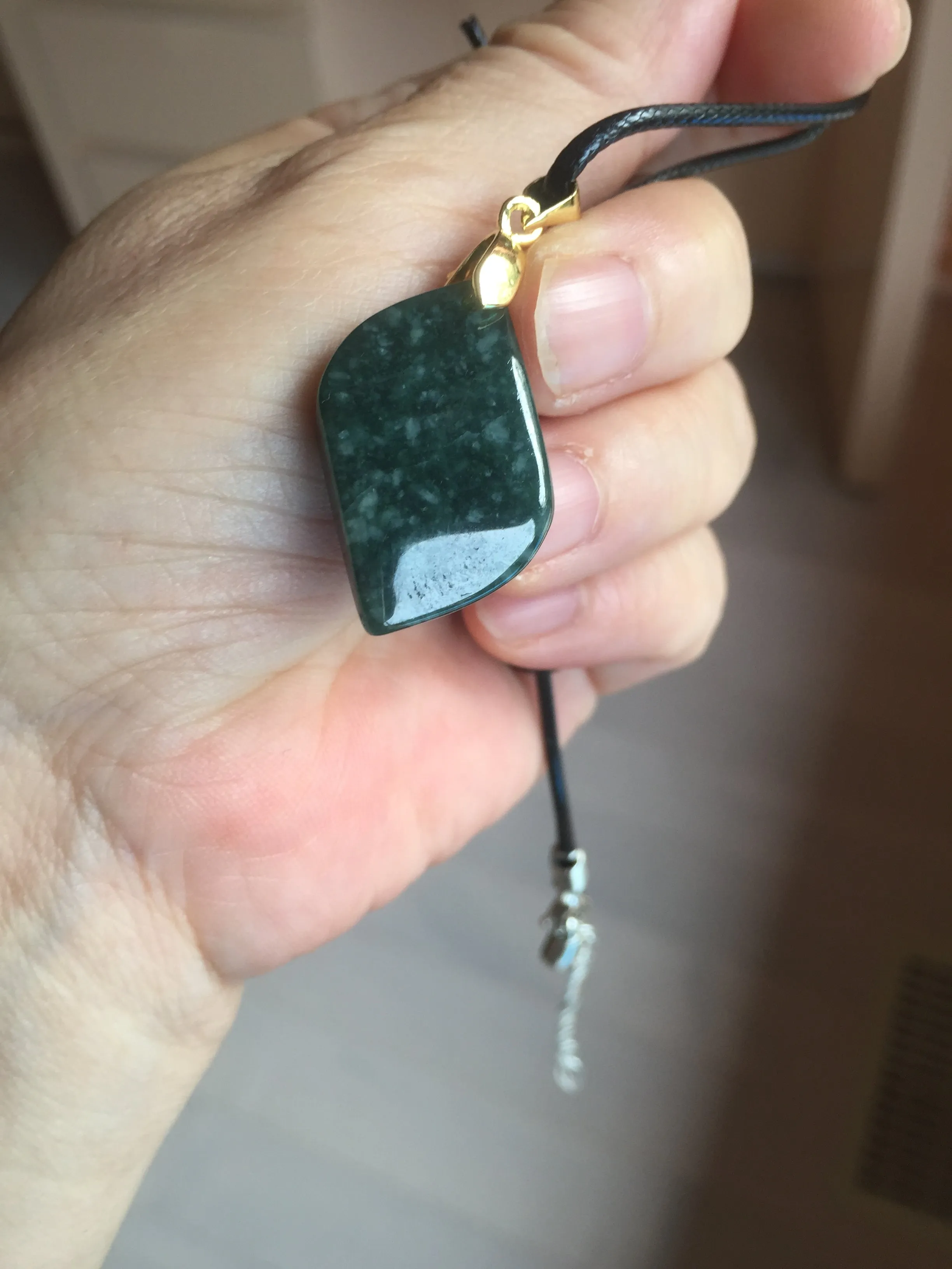 100% natural type A Guatemala jadeite jade icy watery green black gray with flying snow Willow leaf pendant group BP64