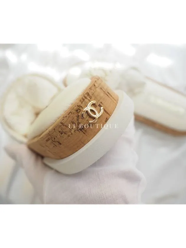24 CC Logo Pearl Tweed Slippers Mule Ivory G45575