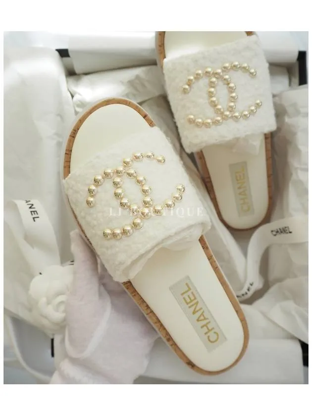 24 CC Logo Pearl Tweed Slippers Mule Ivory G45575