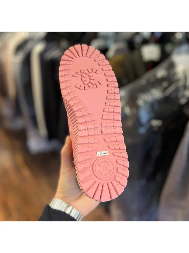 Back logo twotone laceup hightop sneakers pink G38091