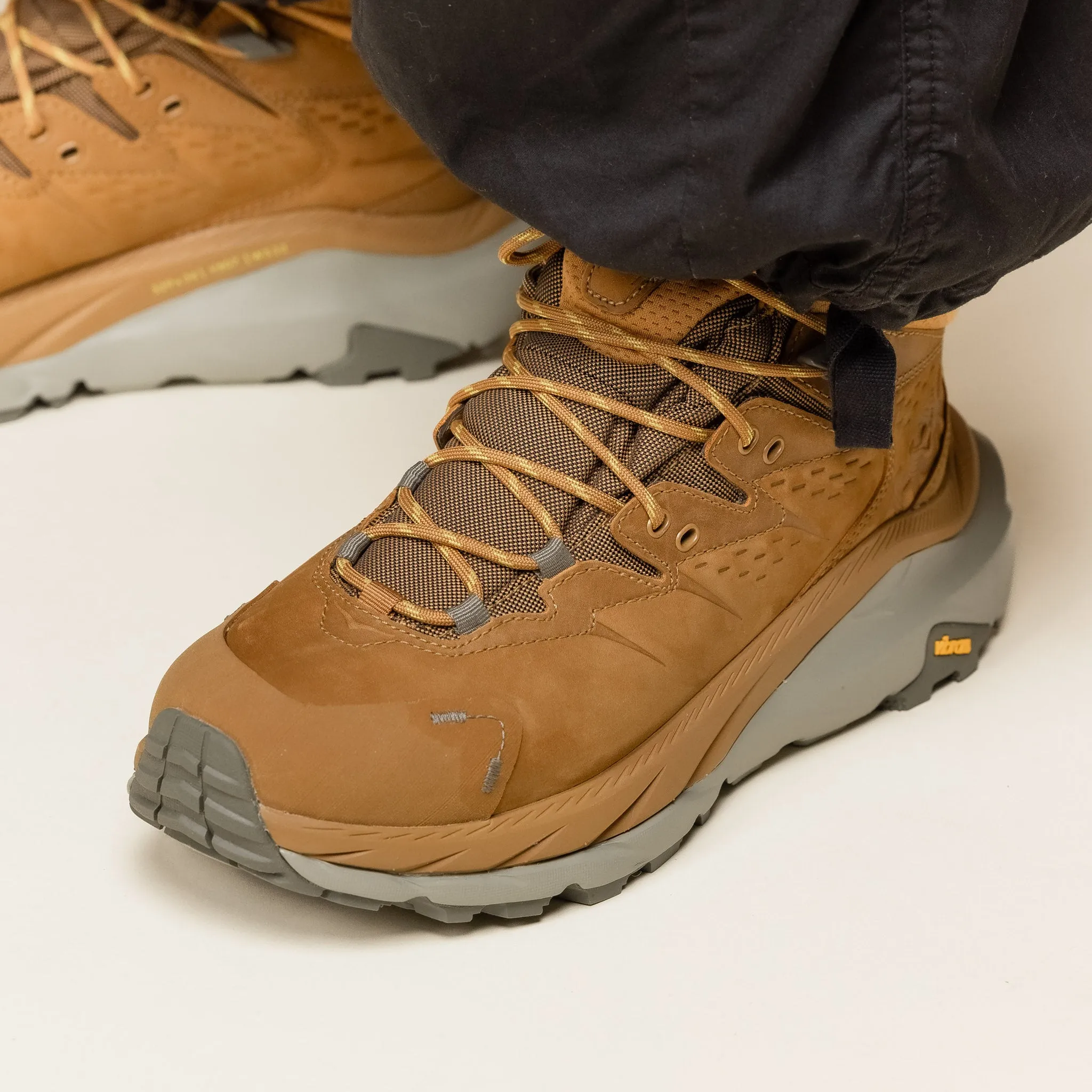 Hoka - Kaha 2 GORE-TEX Hiking Boots - Honey / Barley