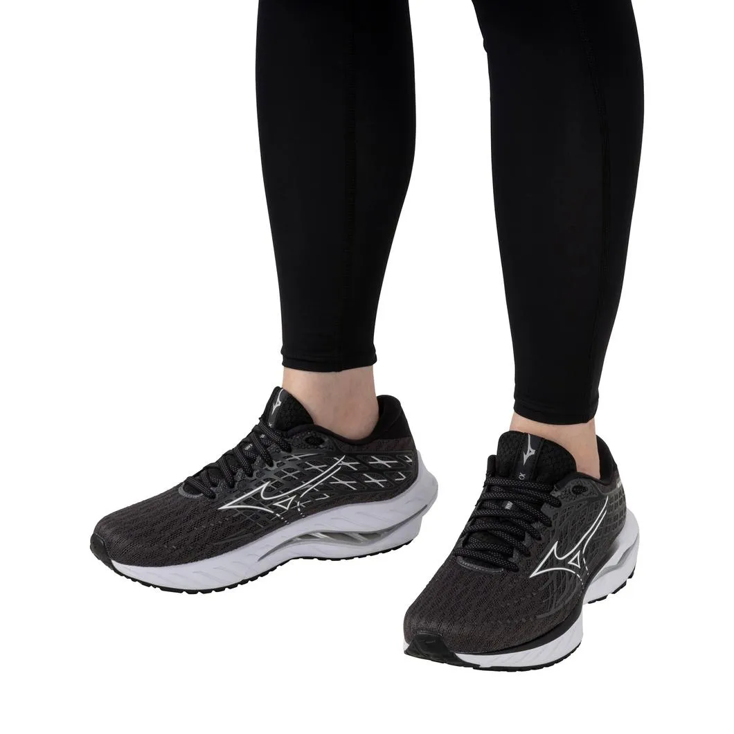 Mizuno Women's Wave Inspire 20 in Ebony White