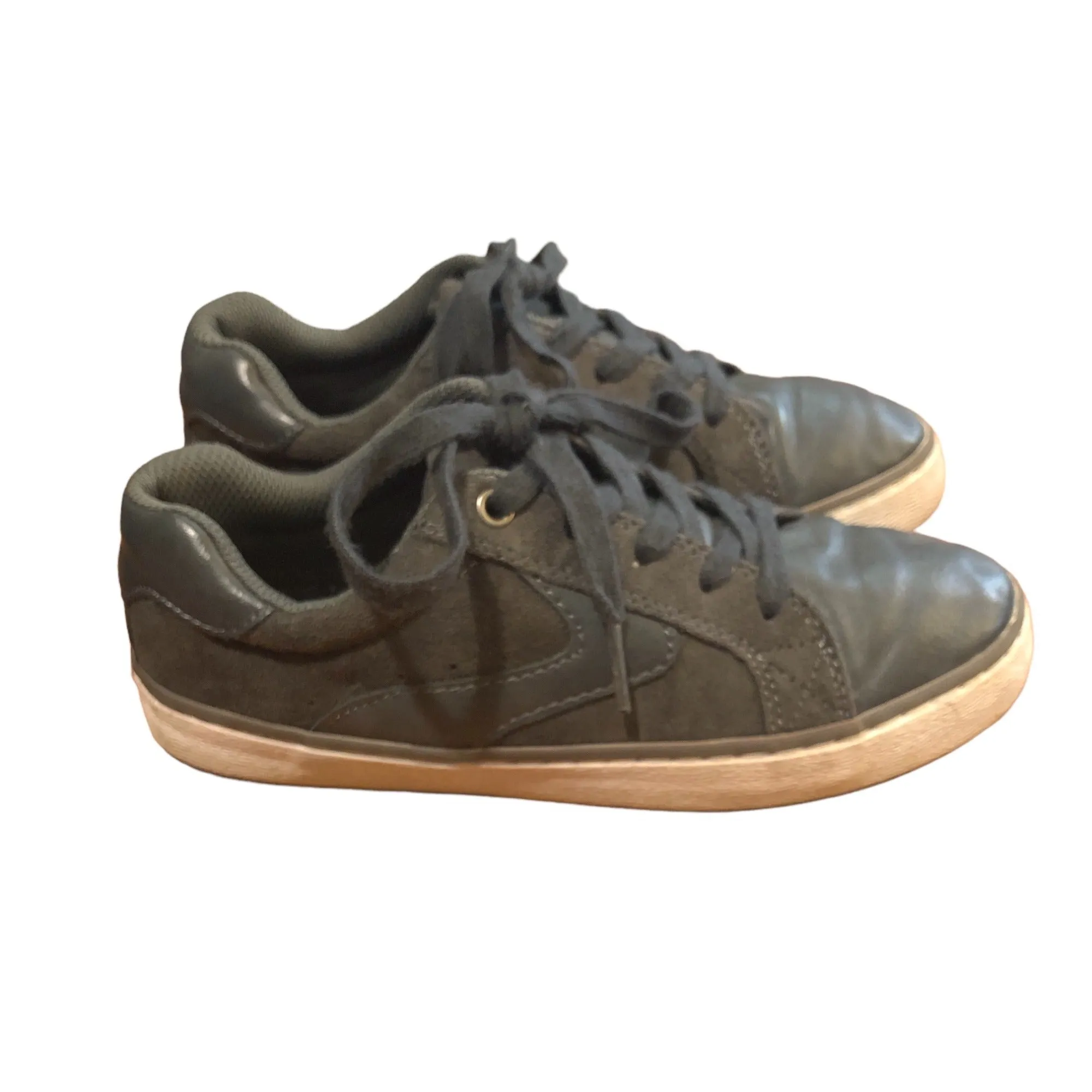 The Children’s Place Boy's Gray Sneakers Size 3
